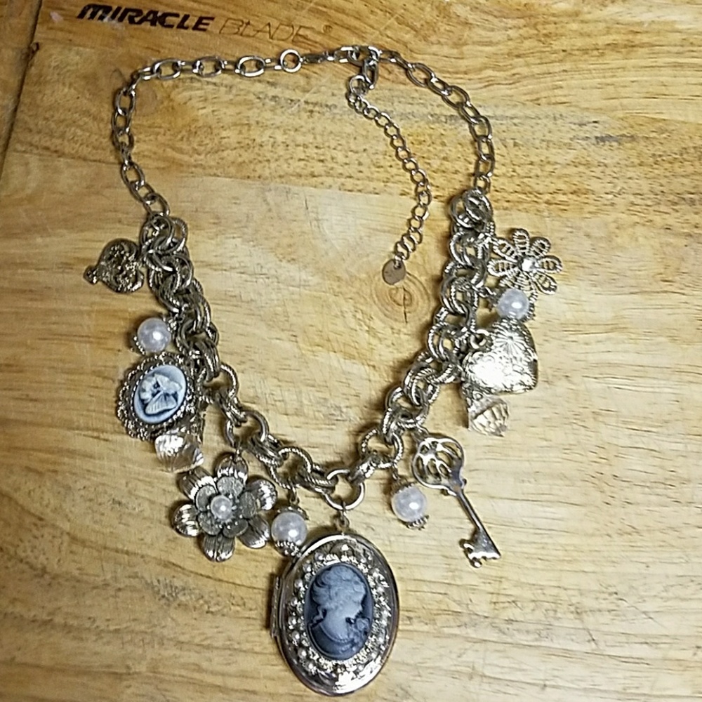 Cameo silver plated necklace.